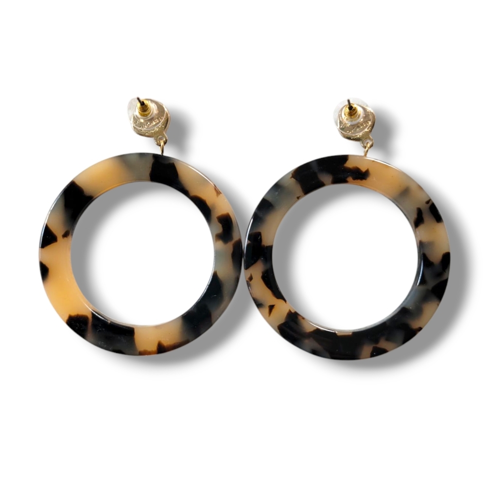 Sugarfix by BaubleBar | NWOT Elegant Blonde Tortoiseshell Hoop Earrings - Picture 2 of 6